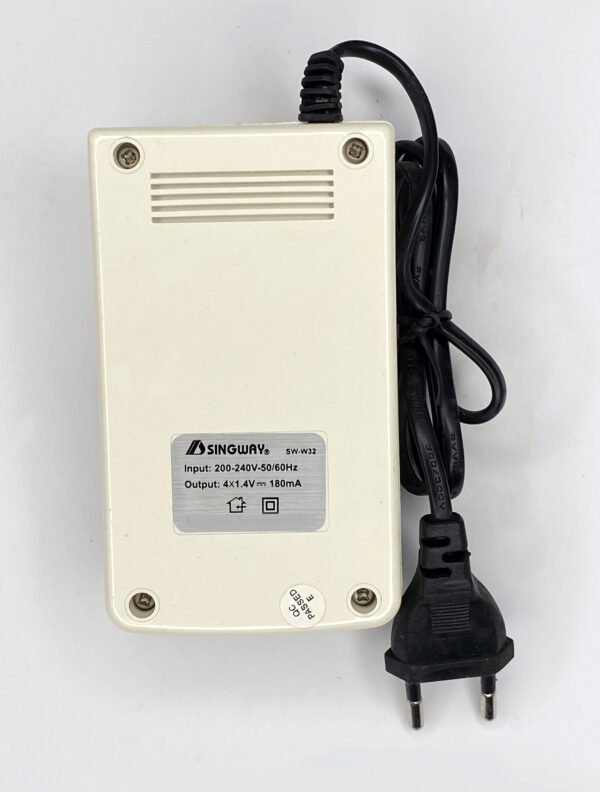 SINGWAY SW W-32 Universal AA & AAA Rechargeable Battery Charger – Compact, Efficient & Safe Charging Solution - Image 3
